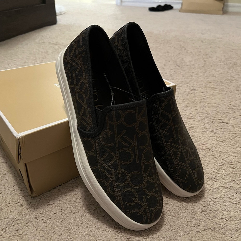 Calvin Klein Black Loafers Slip-Ons Velvet